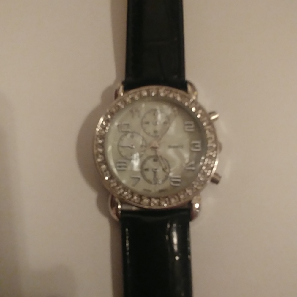 Quartz Rhinestone Watch